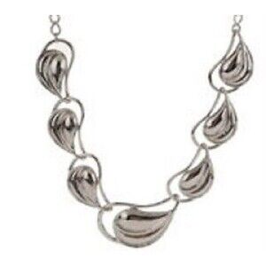 Tulestes Textured Silvertone Graduated Leaf Necklace